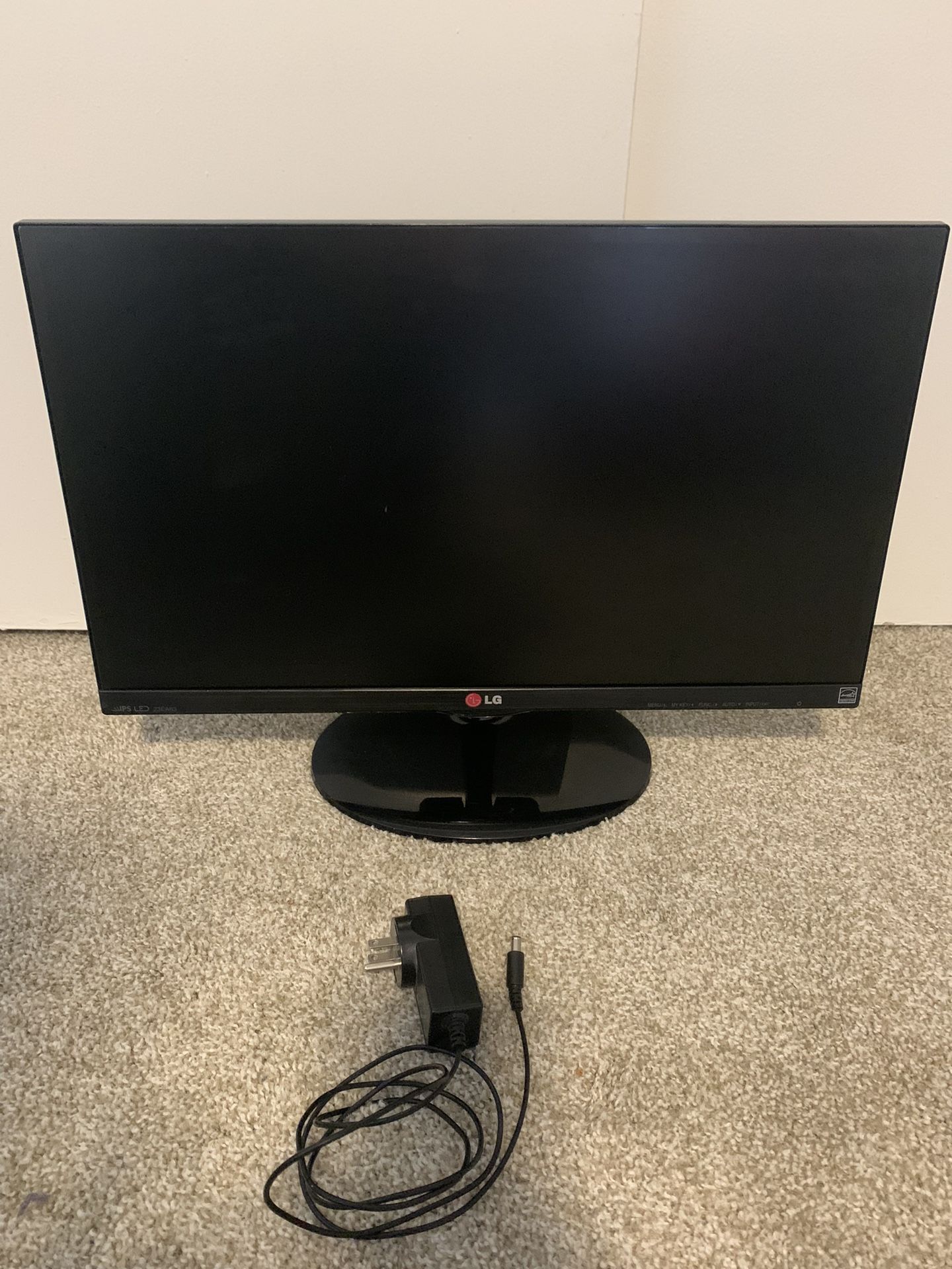 24” LG PC monitor
