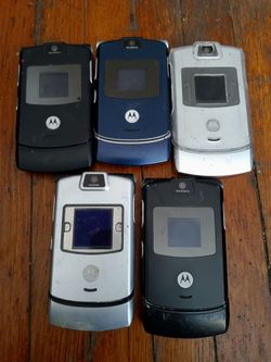 Motorola razor flip phones lot of 5