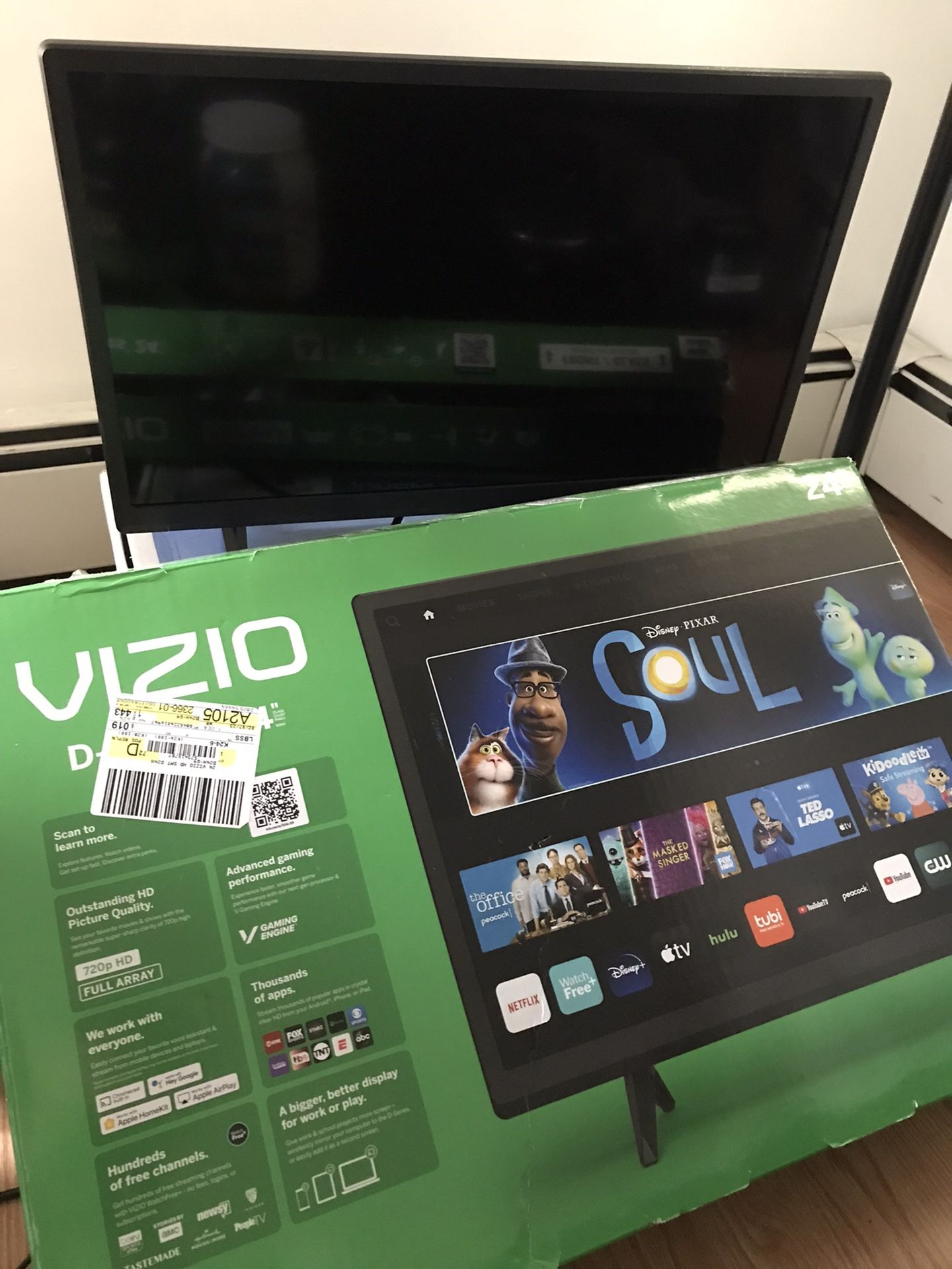 Vizio TV 24”