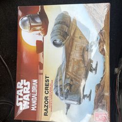 AMT Star Wars: Mandalorian Razor Crest AMT1273