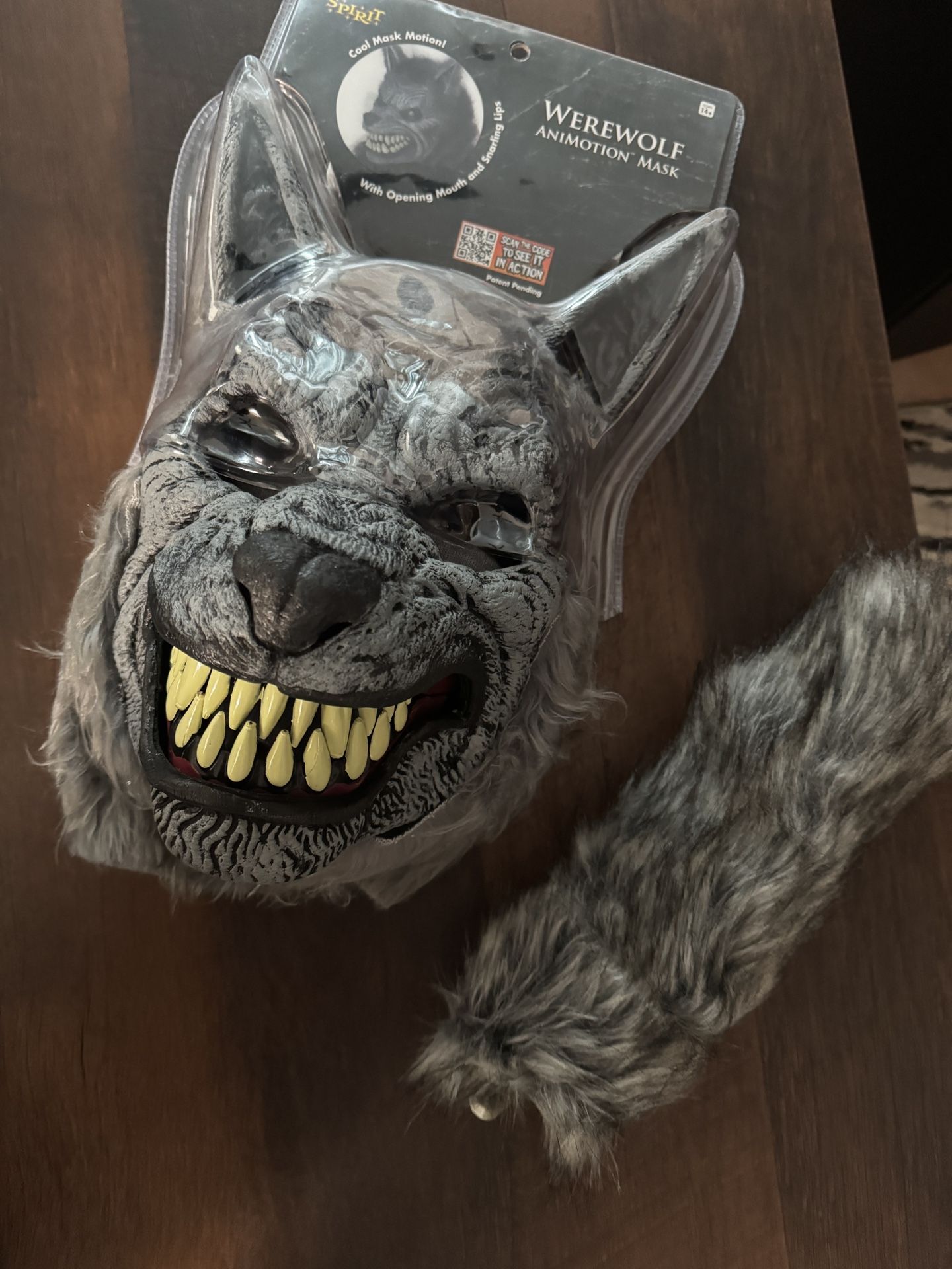 Wolf Mask With Tail 