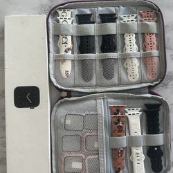 Apple Watch SE 40mm And Accessories