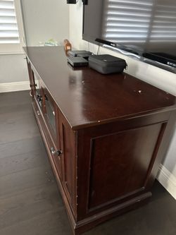 TV cabinet