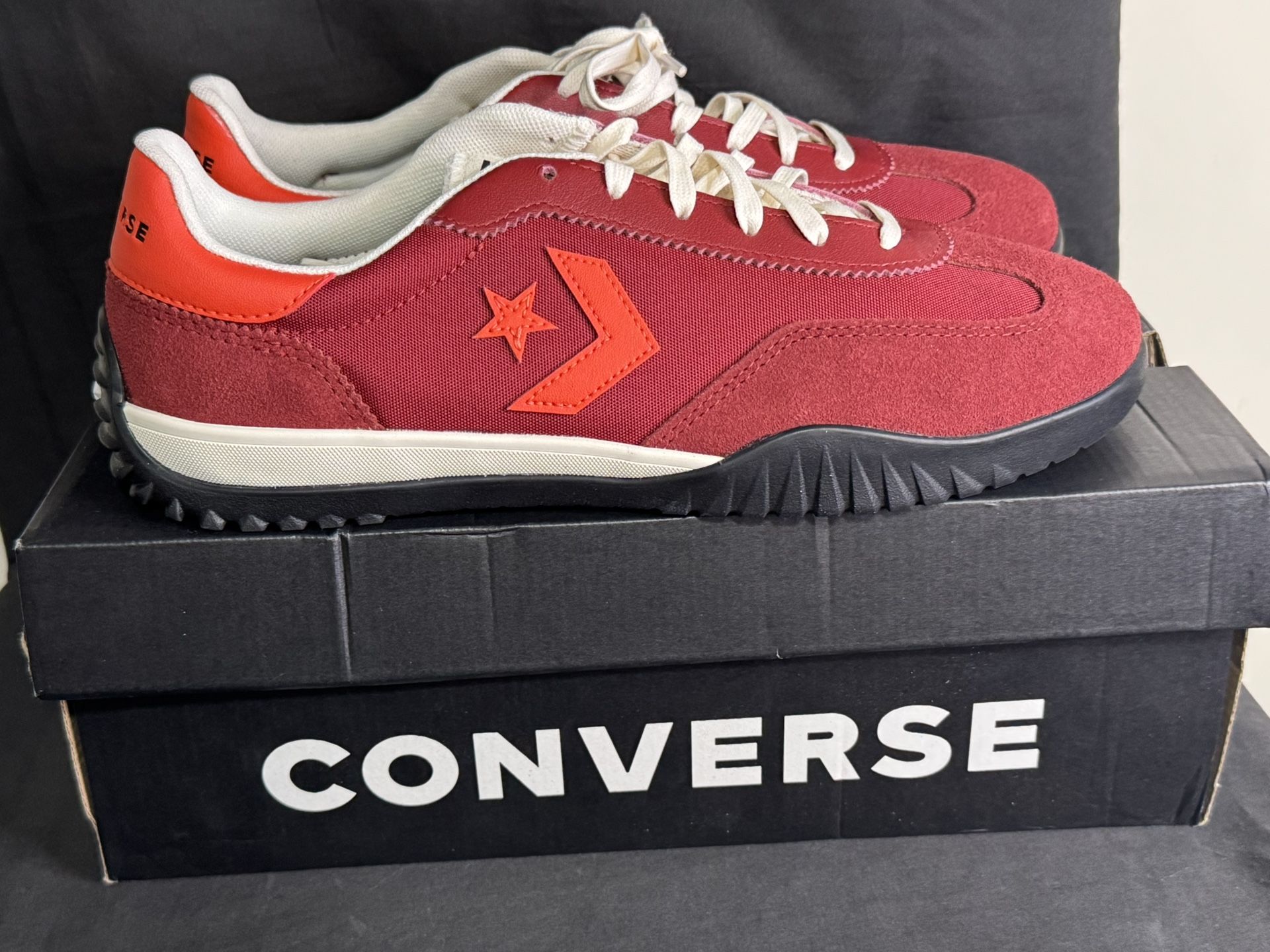 Converse Retro Run Star Sneakers