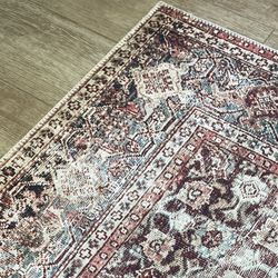 Large Printed Vintage Style Area Rug 5’x7’6”