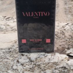 Valentino Born In Roma Intense 