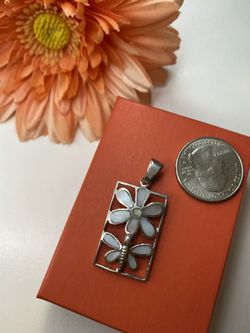 Silver Flower/butterfly Pendant