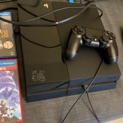 Play Station 4 