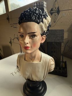 Bride of Frankenstein Resin Bust Statue