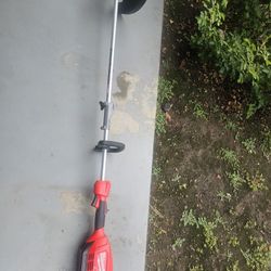 Milwaukee M18 Fuel 18V Weedwacker