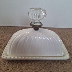 White Ceramic Butter Dish with Glass Knob