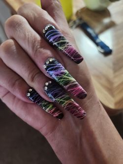 Traveling  Nail Tech