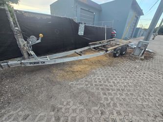 Boat trailer 30FT "2018" NOT A FANCY TRAILER ,BUT STILL DRIVABLE CLEAN DOCUMENTATION IN HAND ✋️ READ DESCRIPTION FIRST, LEA PRIMERO.