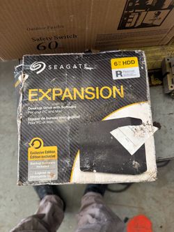 Seagate Expansion 6TB external desktop HDD