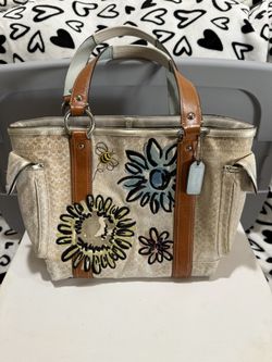 Coach Signature Bee