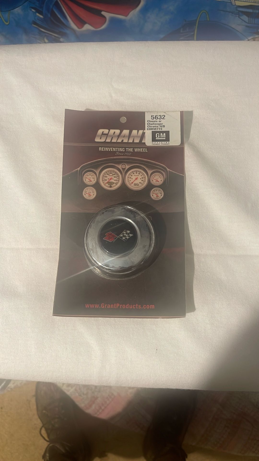 Grant 5652 SIGNATURE SERIES HORN BUTTON CORVETTE GM