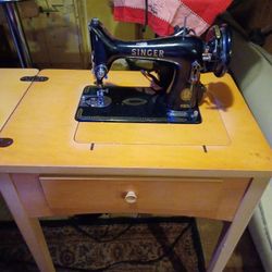 Singer Sewing Machine Antique