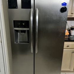 Frigidaire Refrigerator Stainless Steel 