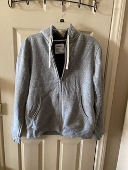 Chamarra Con Gorro Y Bolsas Forro De Sherpa Color Gris Marca Sonoma- Size M