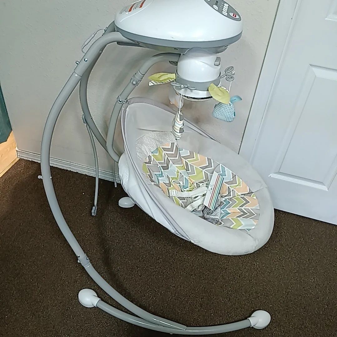 Fisher Price Newborn Swing