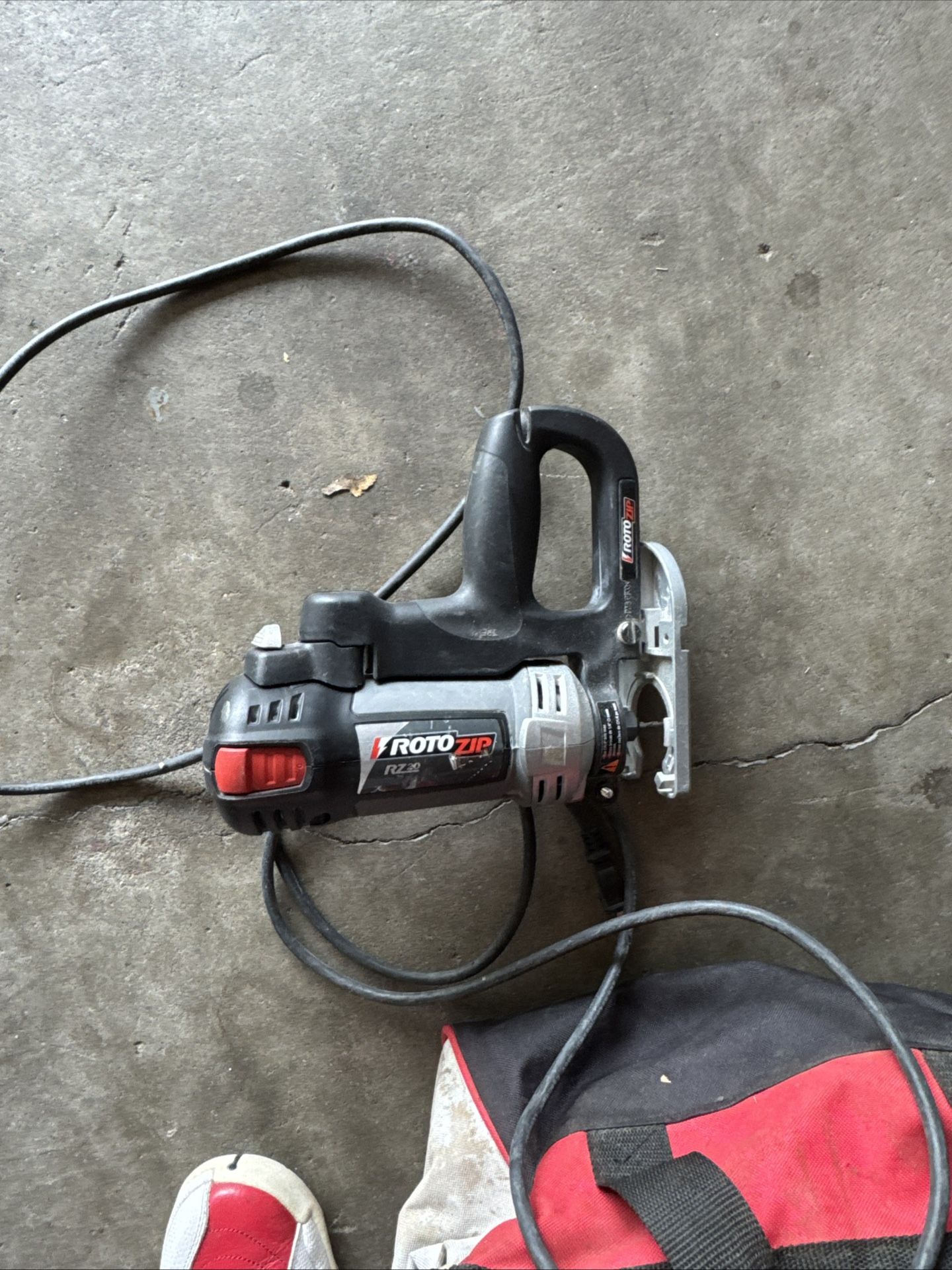RotoZip Tool