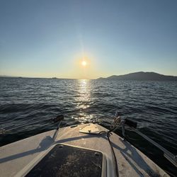 BOAT 05 Crownline 220 Cuddy Cabin