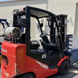 5000 Pounds Forklift