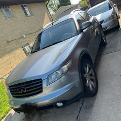 2005 Infiniti Fx35