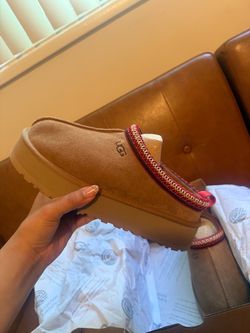 BRAND NEW UGG Tazz Platform Slippers 🧸