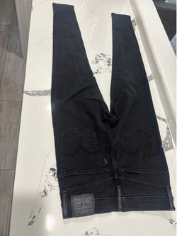 Levi’s mile high super skinny size 29