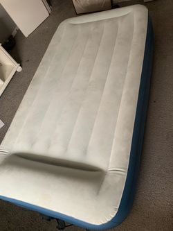 Twin airbed
