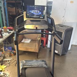 2025 Model Proform Pro 9000 Model  - 16" ifit screen  - 12% incline - 12mph max speed - 