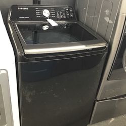 New Scratch And Dent Samsung Washer. 1 year Warranty 