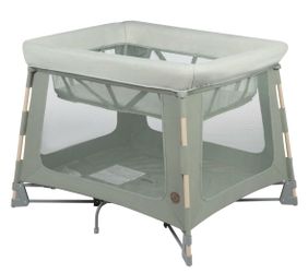 Maxi-Cosi Swift 3-in-1 Play Yard (Like New + 2 Mattress Covers)