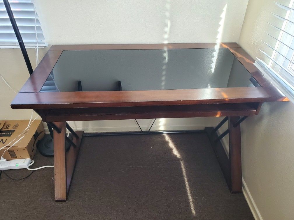 Free Desk