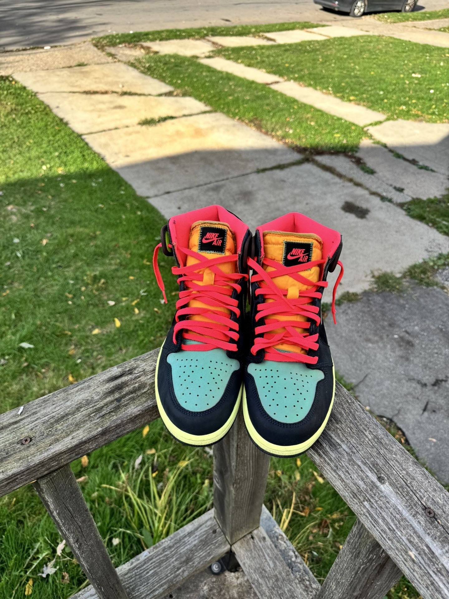 Jordan 1 Retro High “Tokyo Bio H” Size 13