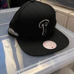 Mitchell And Ness MLB Baseball Philadelphia Phillies SnapBack Hat - New Era 47 Nike Sports Vintage