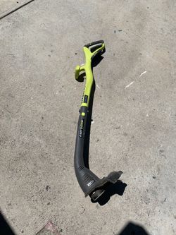lawn edger almost brand new