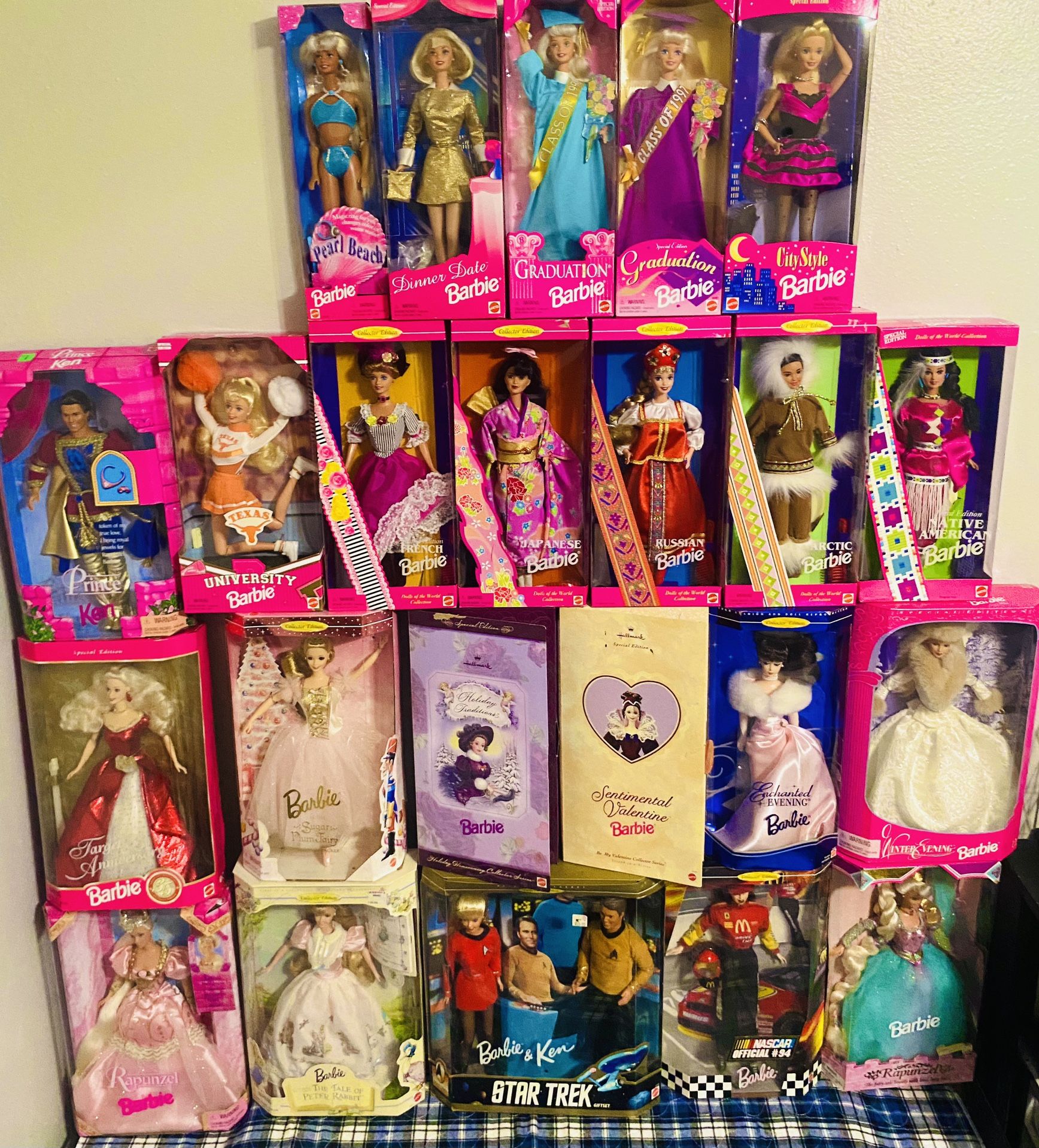 VINTAGE ken & Barbie Collection 