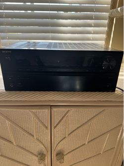 ONKYO Receiver  NR 646