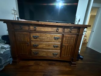 Dresser