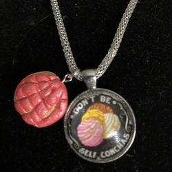 Don’t Be Self Conchas Necklace