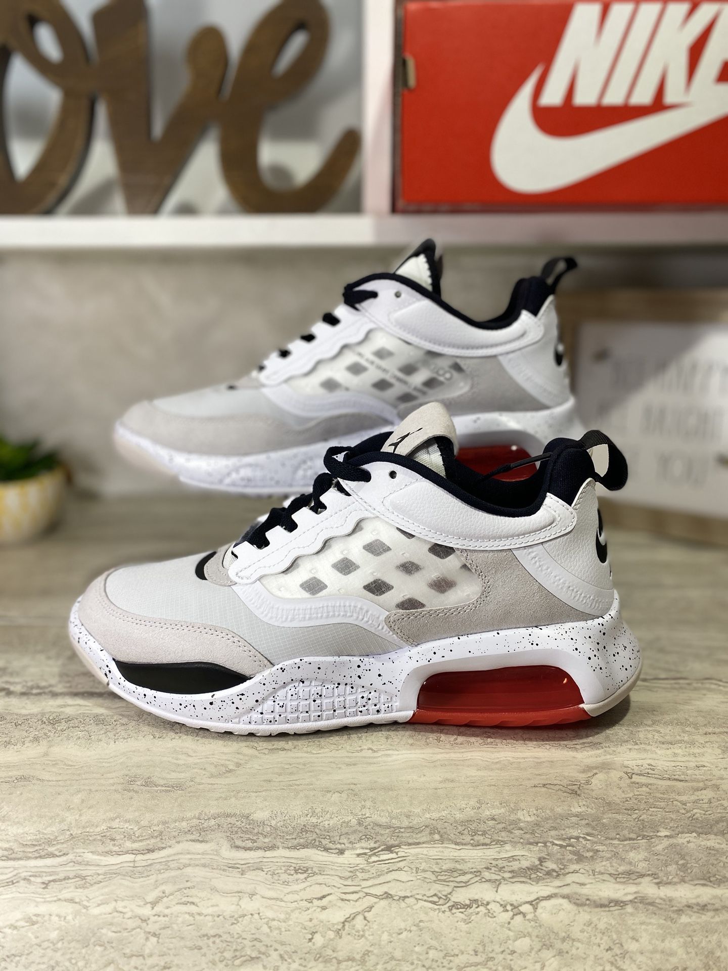 Nike Jordan Air Max 200 Men’s 8 *New