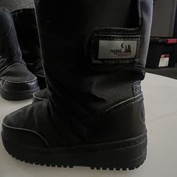 Snow Boots