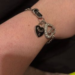 Juicy Couture Charm Bracelet 