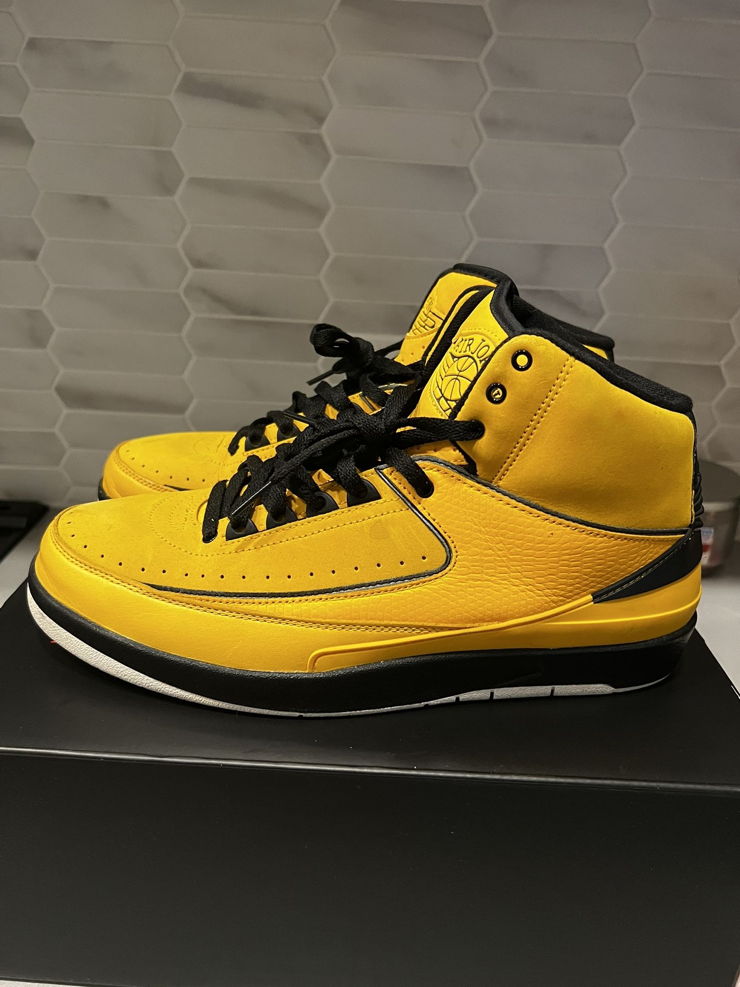 Sz 11 Jordan yellow Candy Pack