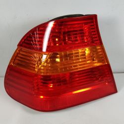 2002-05 BMW E46 330i 325i DRIVER TAIL LIGHT (contact info removed)
