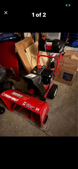 Troy-Bilt Storm Snowblower 24’