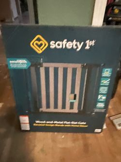 Baby/Pet safety gate