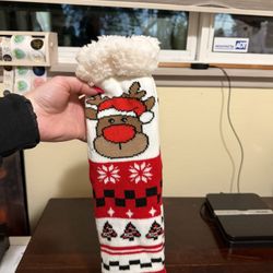 Sherpa Critter Socks Holiday Rudolf The Red Nose Reindeer NWT